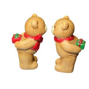 Lucy & Me-by Artist Lucy Riggs-Set of 2 Exchanging Love & Gifts Bears Valentines